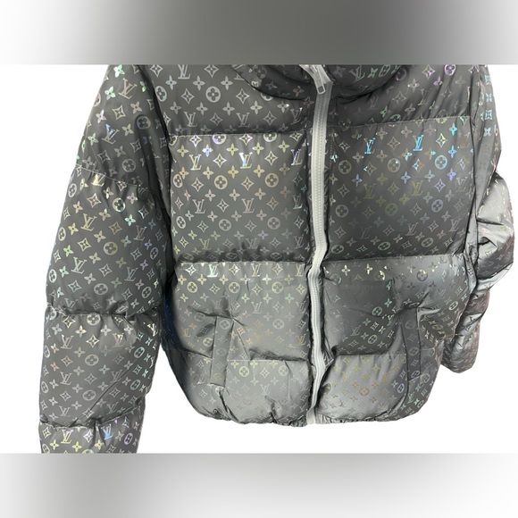 Louis Vuitton puffer jacket - Picture 5 of 7